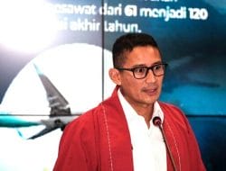 Menparekraf Sandiaga Uno: Harga Tiket Pesawat Turun 15%, Menjadi Angin Segar Bagi Industri Pariwisata