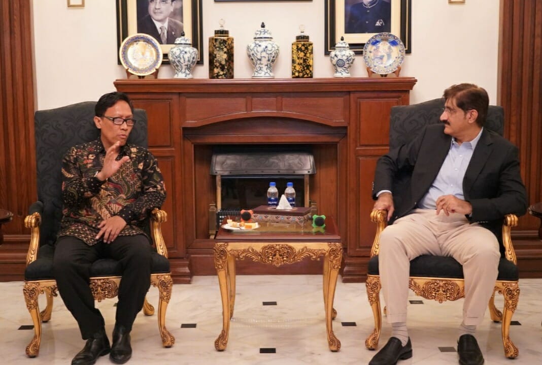 Chief Minister Sindh Menerima Tim Medis Indonesia