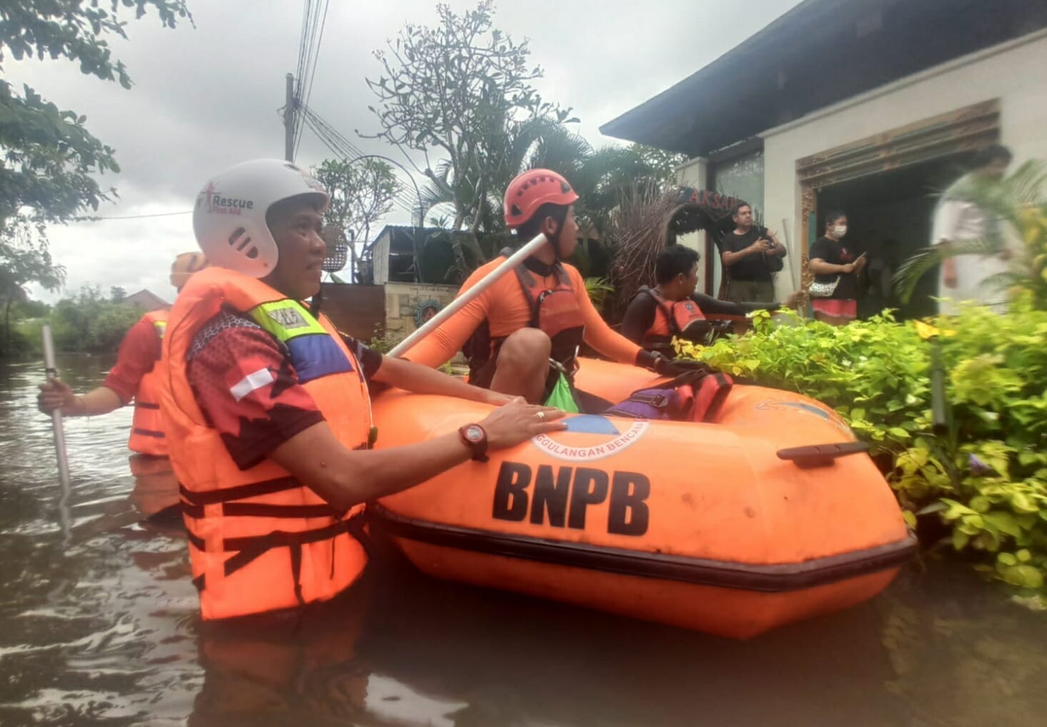 Cuaca Ekstrem Akibatkan Banjir dan Longsor di Pulau Dewata