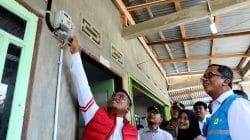 Suka Cita Risma, Warga Dusun Terpencil di Pelalawan Riau, Tersambung Listrik PLN 24 Jam