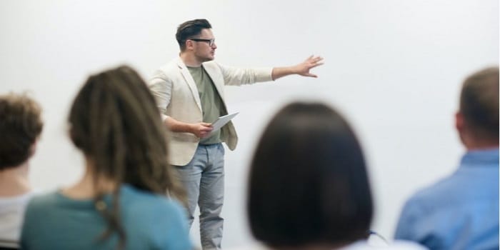 Presentasi Lancar