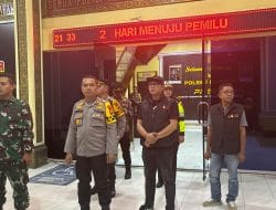 Ketua dan Anggota Bawaslu Kampar Turun Patroli Money Politik Bersama TNI dan Polri